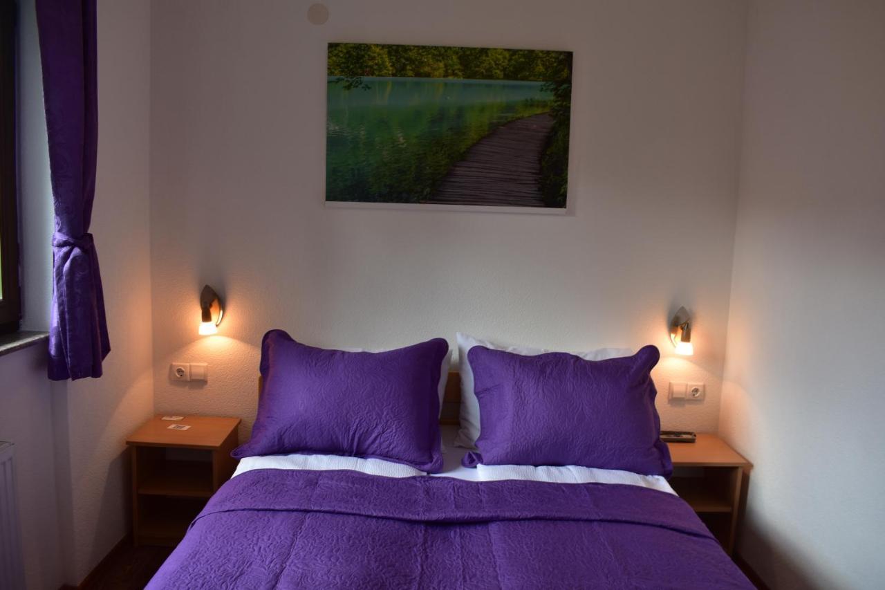 예제르체 Plitvice House Rosha B&B 외부 사진